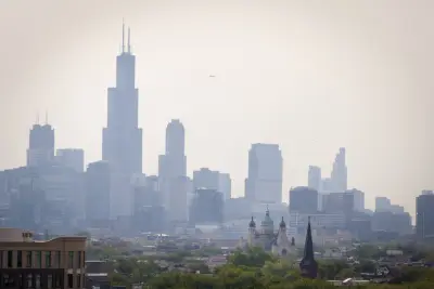 Air quality alert extended in Chicago area as ‘unhealthy' levels set to linger