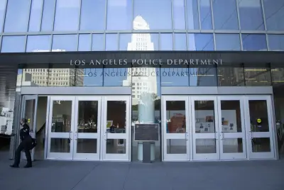 Man allegedly fires gun at LAPD helicopter, is fatally shot by police